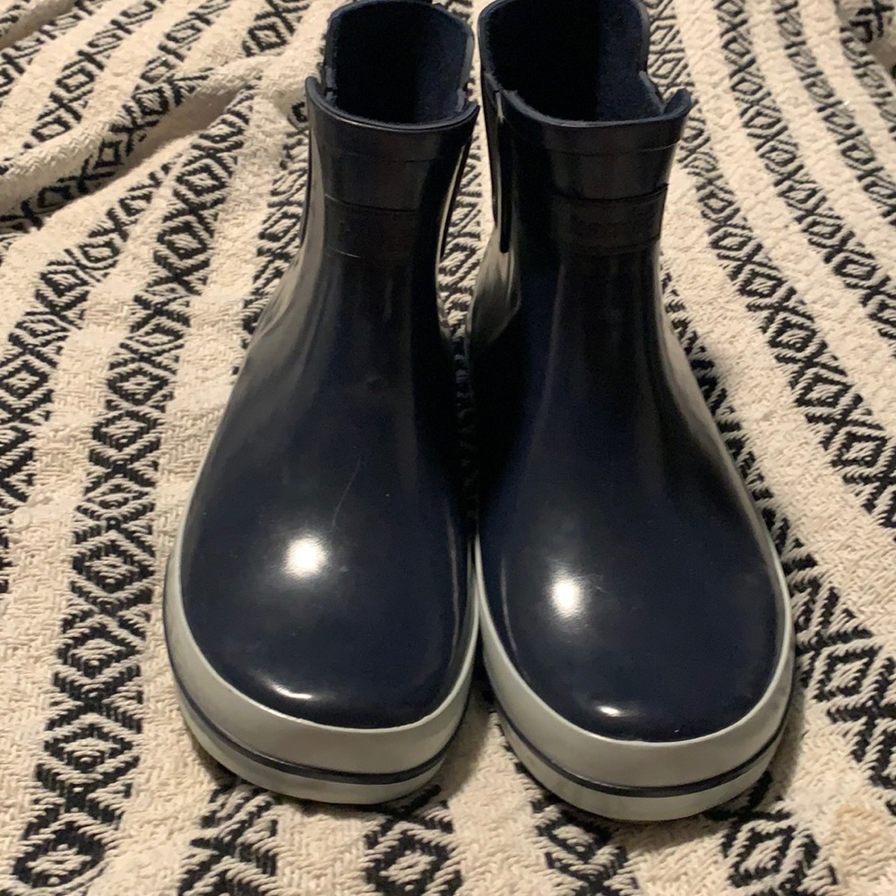 Kamiya rain boots size 9 no box
